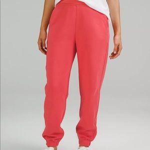 NWT Lululemon relaxed high rise jogger full length pale raspberry size 2
